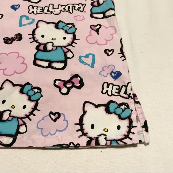 Hello Kitty Pink Scrub Top Tshirt Women’s Size Small - Picture 13 of 15